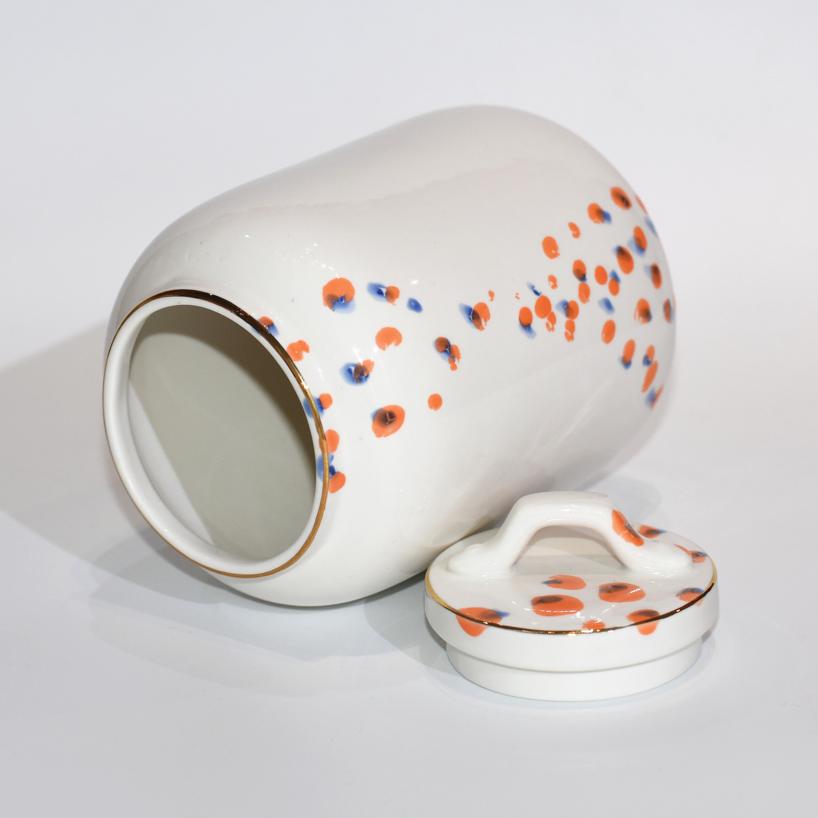 Custom logo cylinder Customized Matte or Shiny Glazed Color Clay Novelty Food Serving Ceramic Storage Jars for Home Decoration