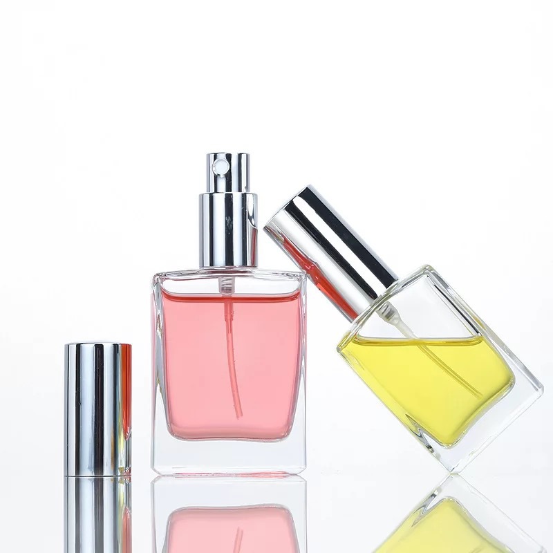 Custom logo free lead 30ml 50ml 100ml square high-end clear glass spray perfume bottle for oil cosmetic package container