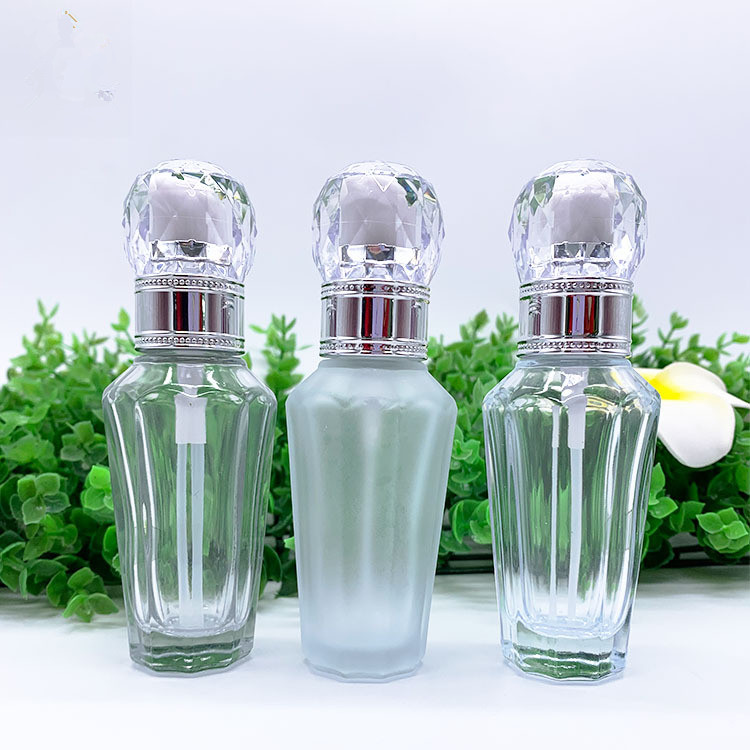 Custom logo luxury 30ml Polygon glass pump bottle cosmetic package for liquid foundation with diamond cap in good price