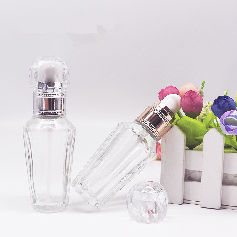 Custom logo luxury 30ml Polygon glass pump bottle cosmetic package for liquid foundation with diamond cap in good price
