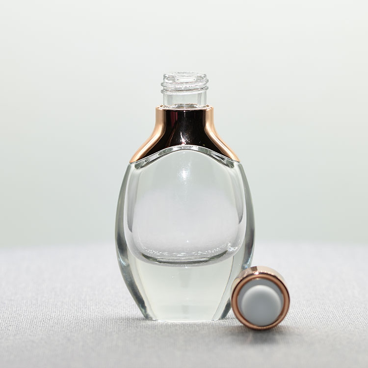 Custom luxury cosmetic packaging aluminum shoulder oval clear white glass Essential Oil dropper Bottle with silver or gold cap