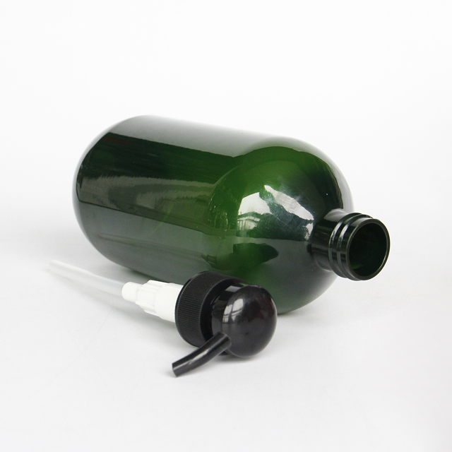 Custom size cosmetic packaging pet plastic lotion bottles with pump