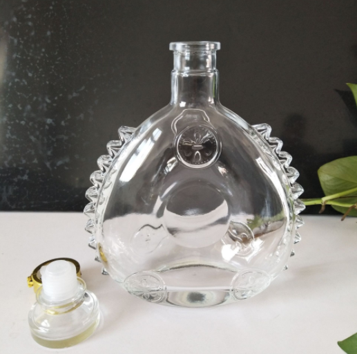Customizable 500ml Transparent Wine Glass Bottle Factory