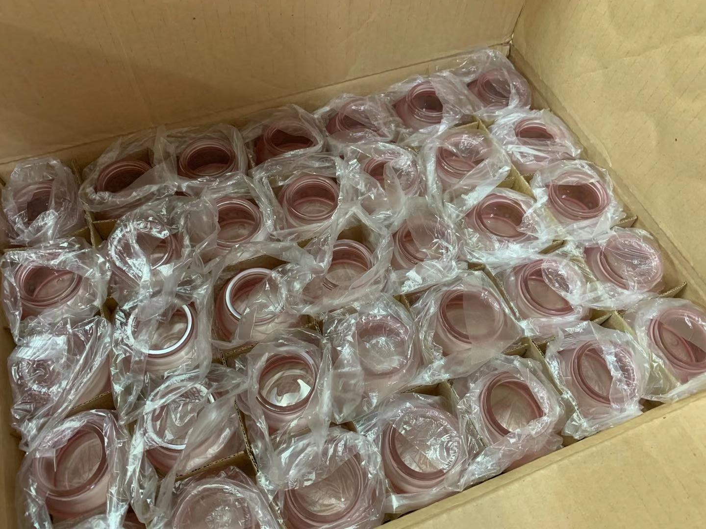 Customization luxury cosmetic 15g 30g 50g 100g matte pink square glass cosmetic jar for cream with rose gold cap