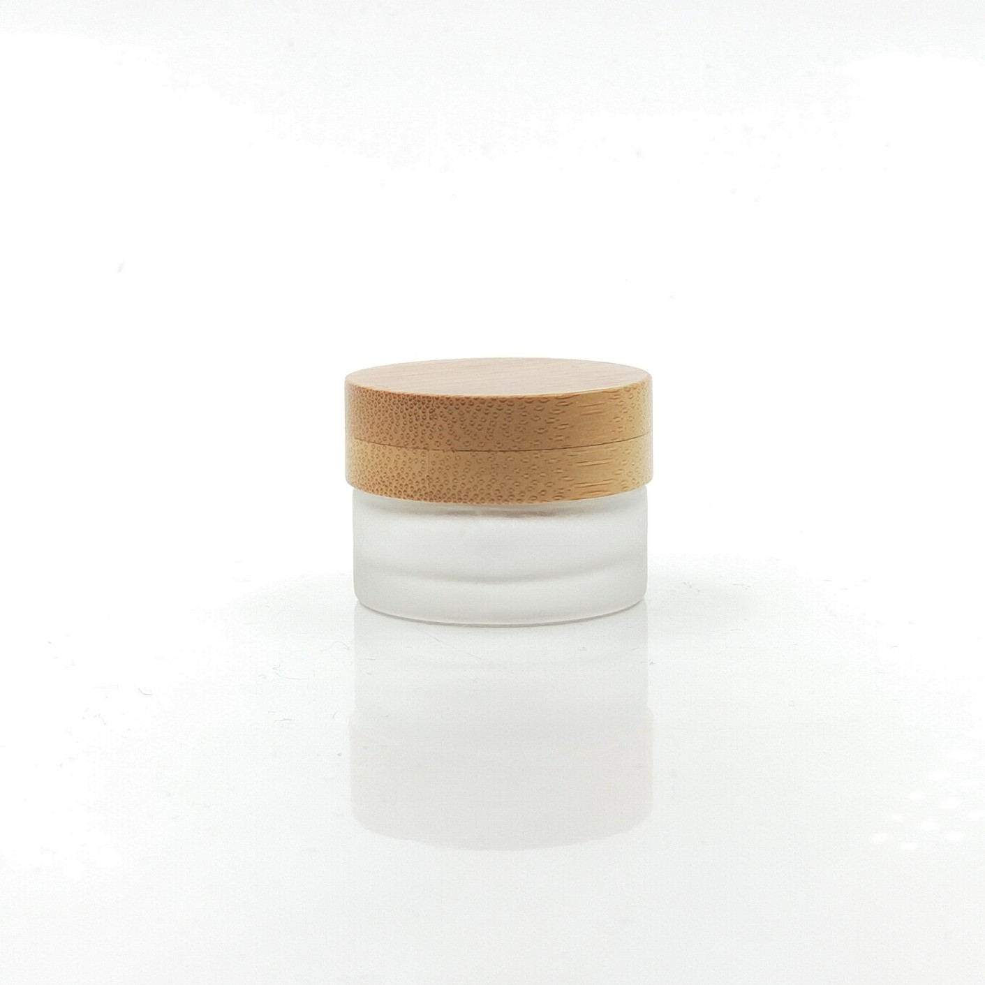 Customize Clear 5g Empty Glass Wood Container Bamboo Makeup Packaging Clear Glass Jar with Bamboo Lid