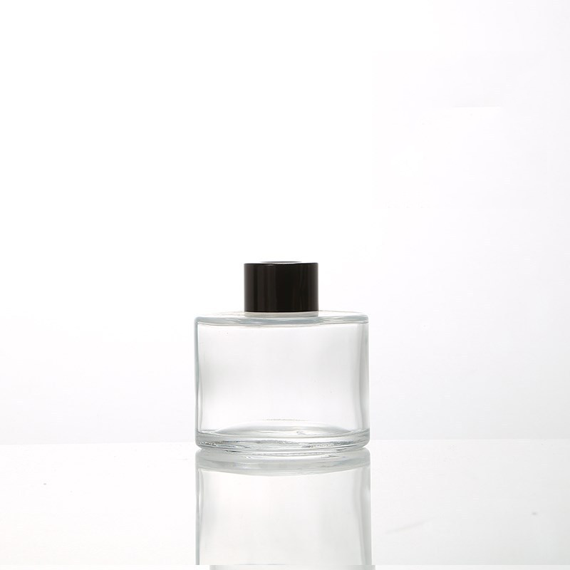 Customized 100ml 200ml Empty gold cap Square fragrance reed diffuser glass bottle