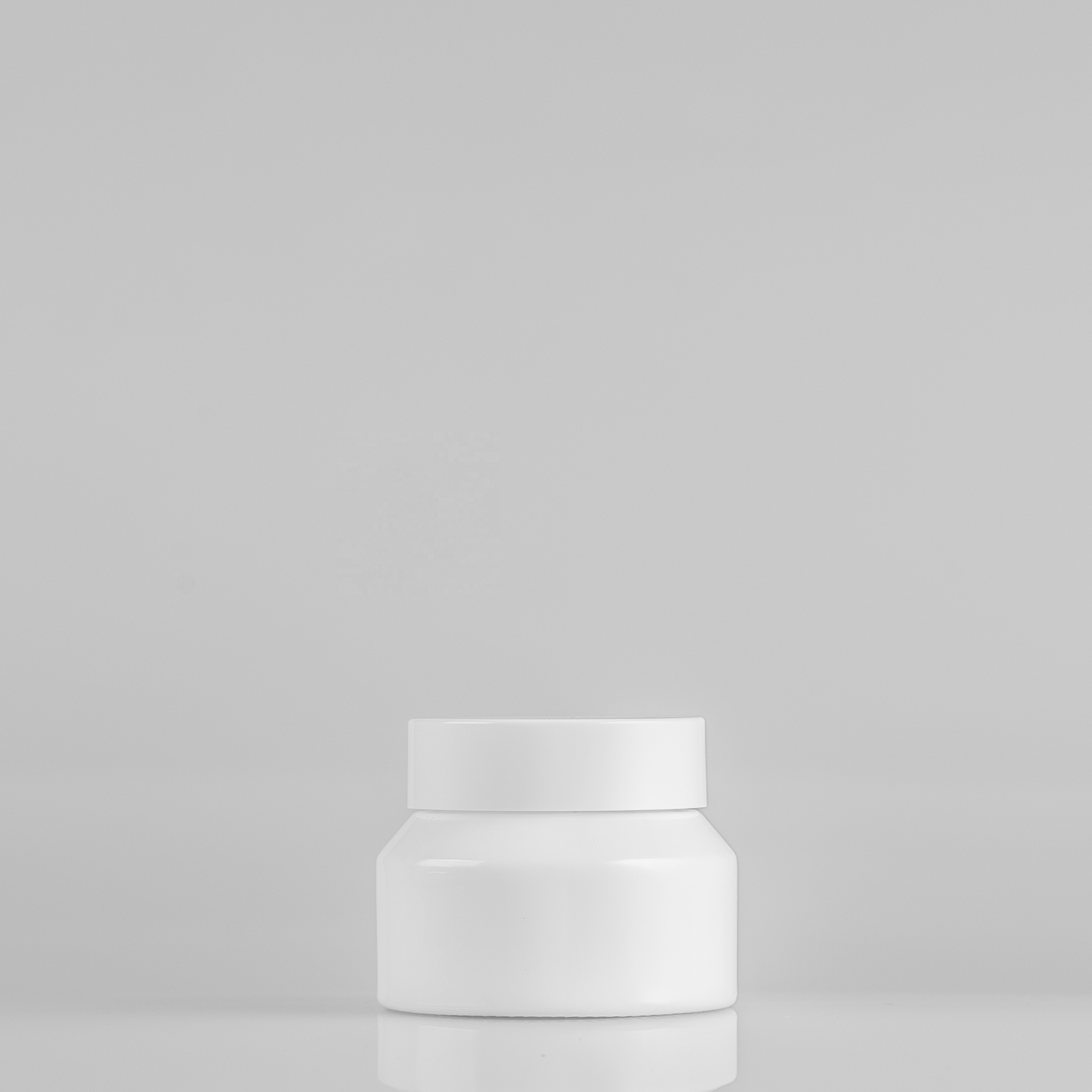 Customized 50g opal glass cosmetic jar for man