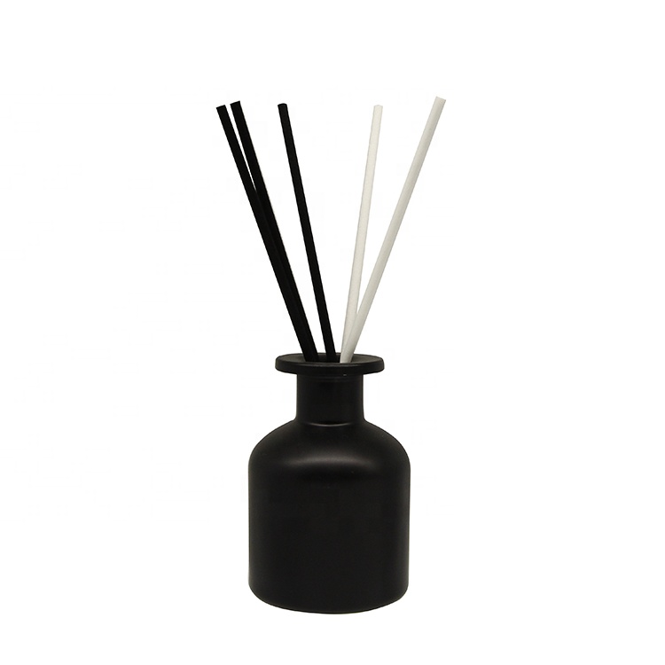 Customized 50ml 150ml 250ml Matt Black Glass Reed Diffuser Bottle