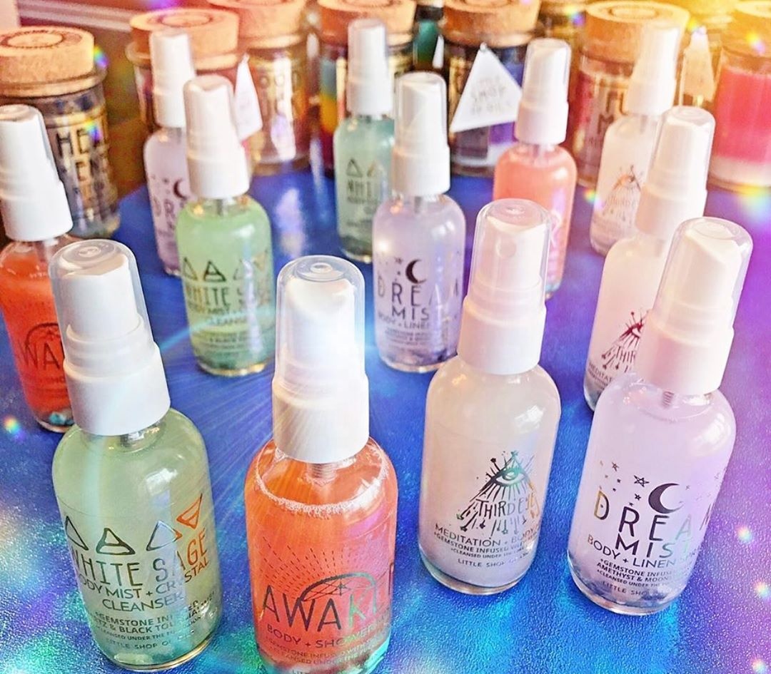 Customized 50ml 60ml luxury cosmetic pump spray bottle
