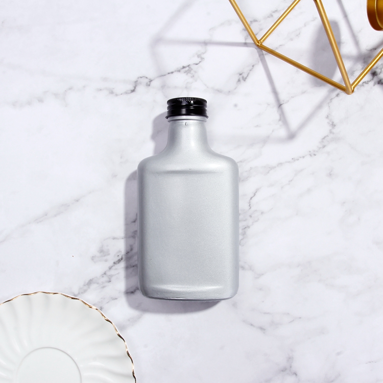 Customized Color Design 200ml Flask Cold Brew Coffee Glass Bottle With Black /Sliver / Aluminum Lid