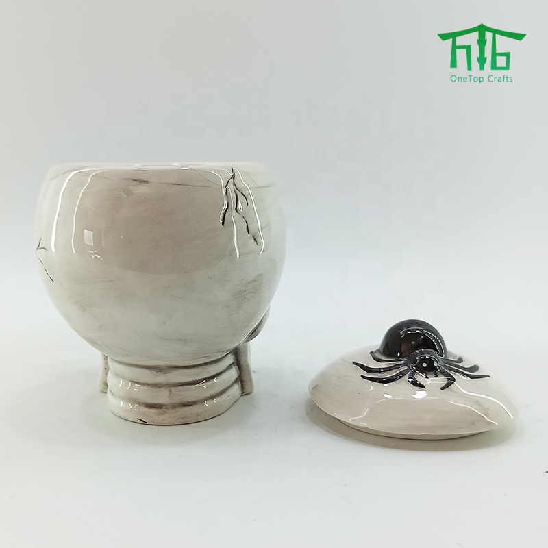 Customized Hand-Painting ceramic Skull jars,Halloween ceramic Skull shaped cookie jar and Candy Jar