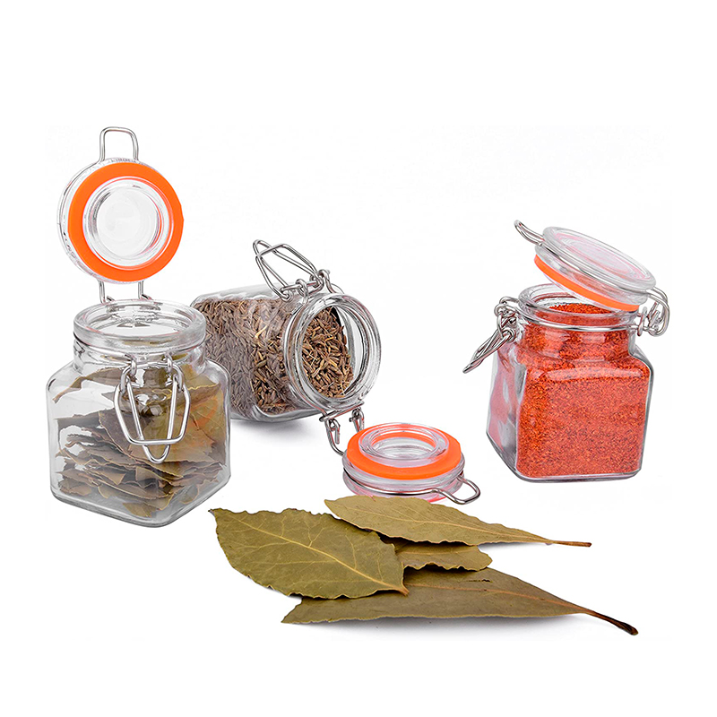 Customized Logo 12 pieces 3.5 oz Recycled Pet Kitchen Spice Bottles Jars