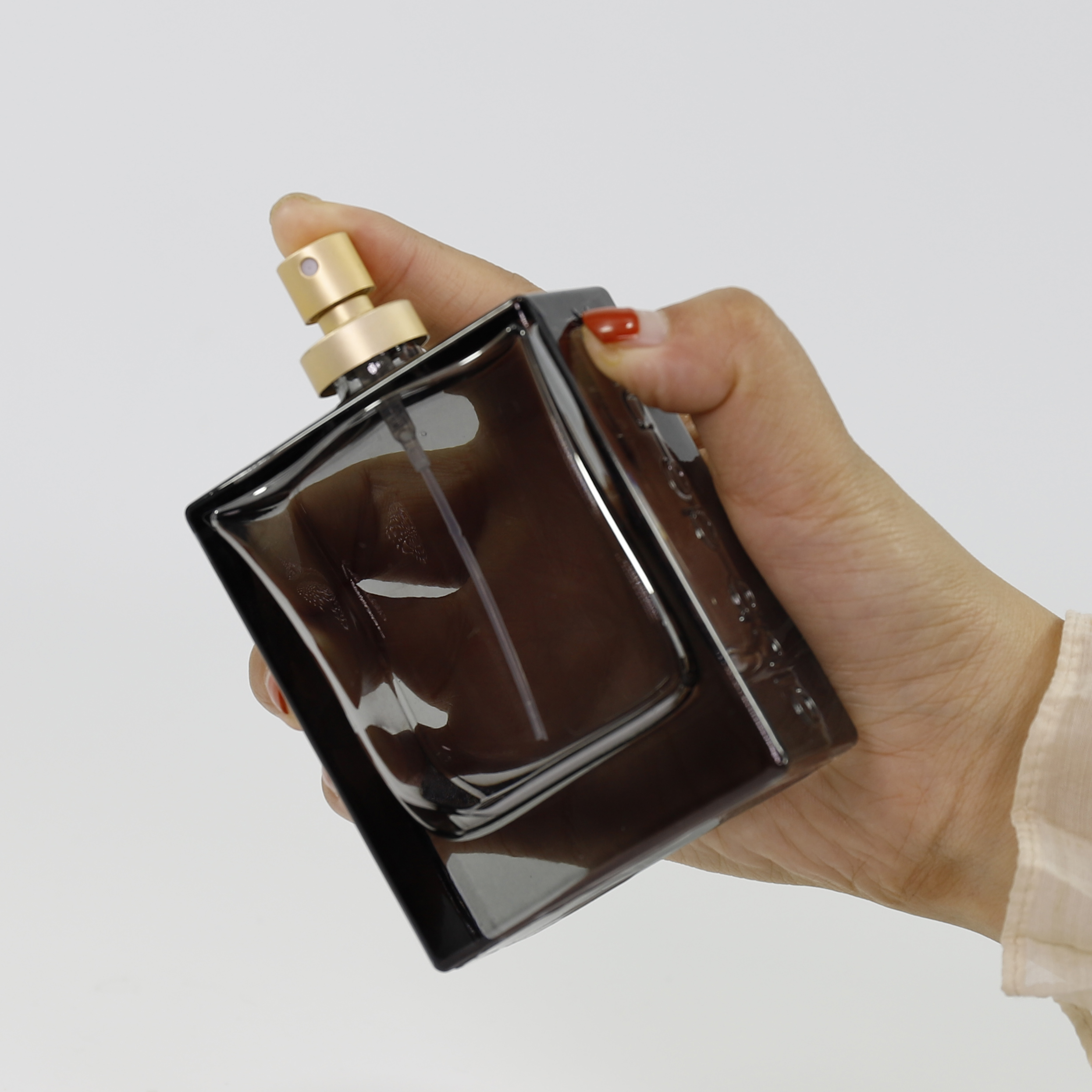 Customized Men Cologne Cosmetic Packaging Empty 100ml Atomizer Perfume Bottle Spray