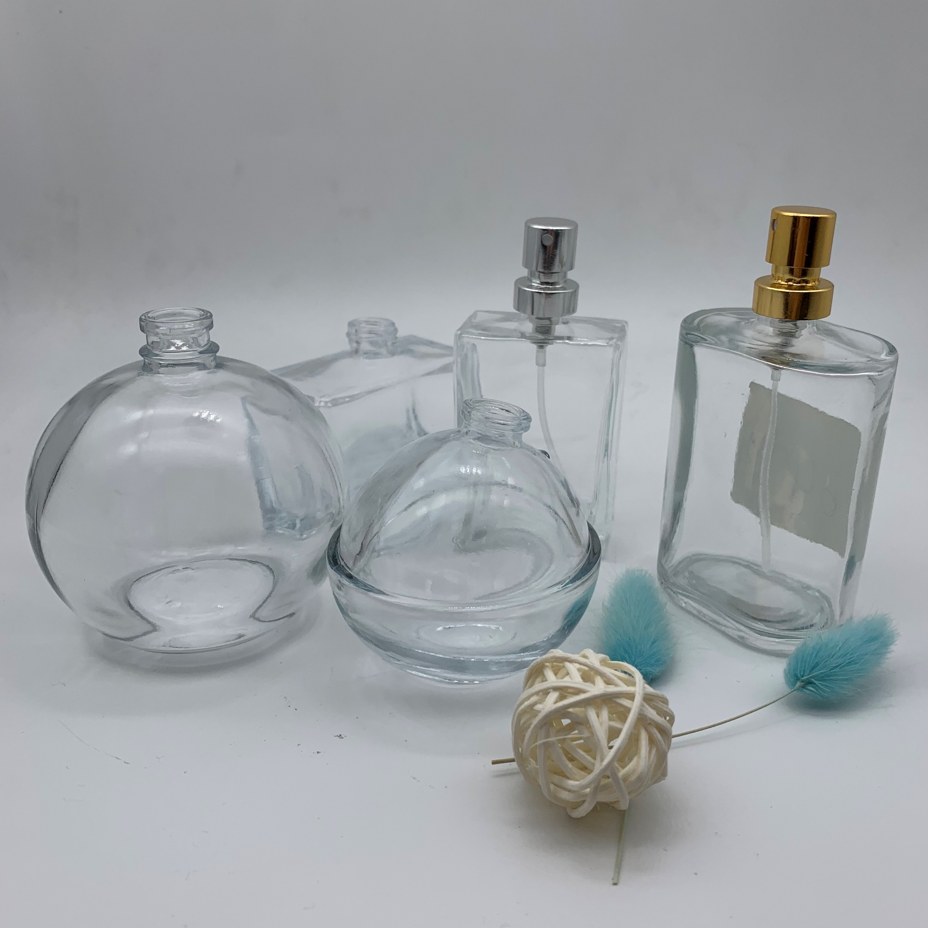 Customized Perfume Glass Bottle 25ml 50ml 100ml Transparent Bottle Glass Crimp Bottle