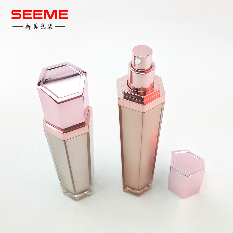 Customized Popular unique style cosmetic acrylic lotion pump bottle