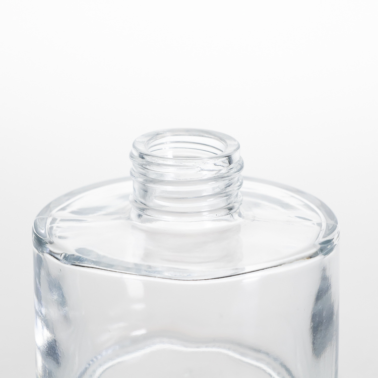 Customized Round Empty Aroma Bottle 120ml Cylinder Reed Diffuser Glass Bottle For Home Decor