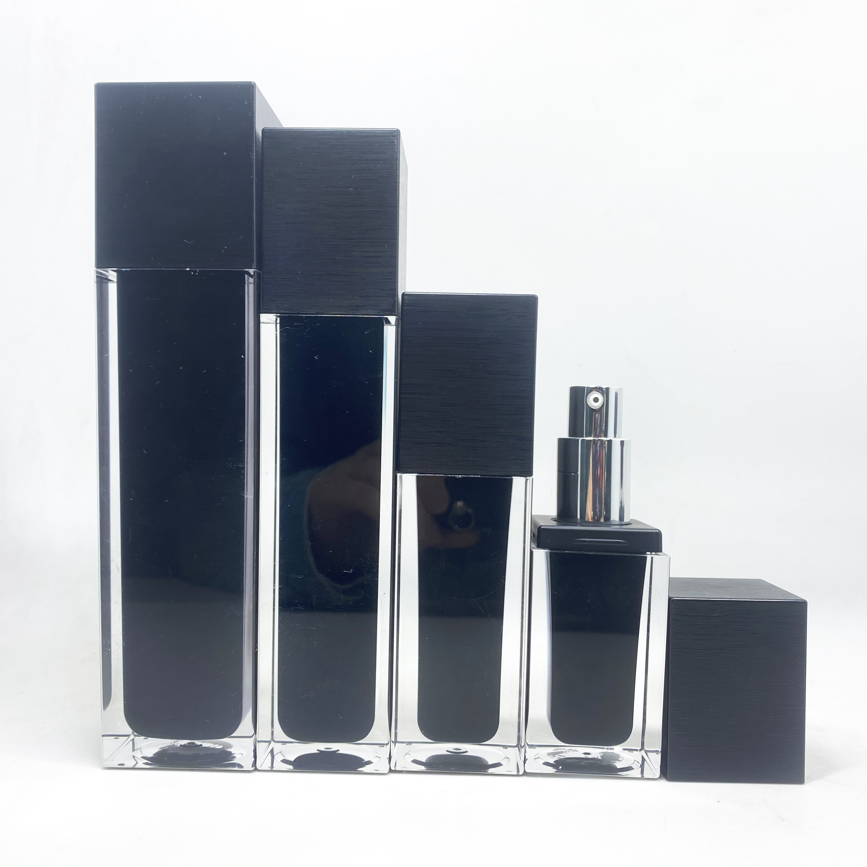 Customized Sell Well 15ml 30ml 50ml Luxury Square Black Cosmetic Acrylic Lotion Pump Bottle cosmetic packaging
