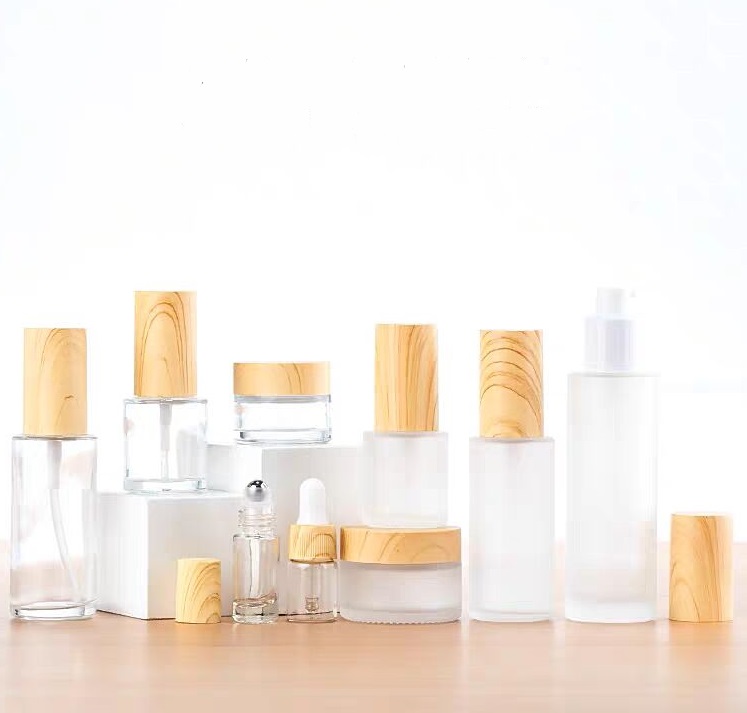 Customized Simple Frosted Lotion Cream Essence Water Bottles and Packaging in Glass