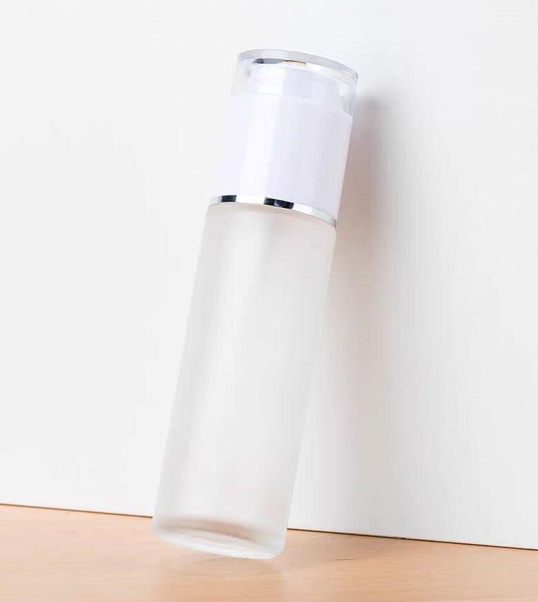 Customized Superior Frost Lotion Bottle Glass for Cosmetic Packaging