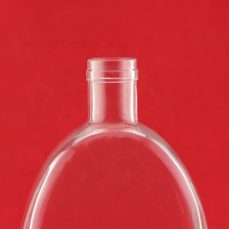 Customized Wholesale 750 ml 700ml 500ml Rum Vodka Whiskey Tequila Gin Clear Glass Bottles With Cork Top