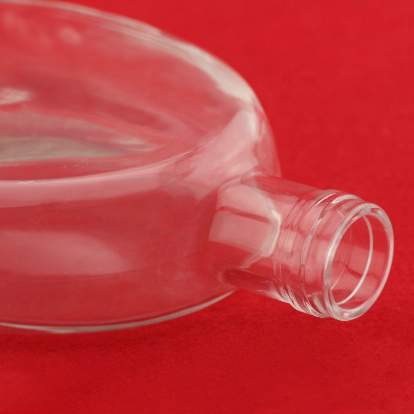 Customized Wholesale 750 ml 700ml 500ml Rum Vodka Whiskey Tequila Gin Clear Glass Bottles With Cork Top