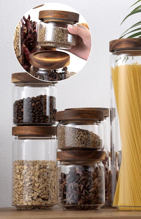 Customized Wholesale Transparent Glass Food Airtight Jar With Lid Containers Kitchen Organization Storage Tea Coffee Spice