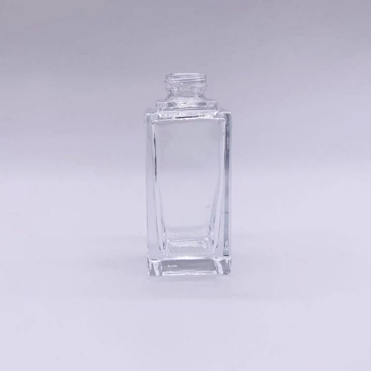 Customized cosmetic glass bottles 30ml, square foundation liquid bottles empty bottles