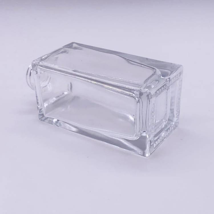 Customized cosmetic glass bottles 30ml, square foundation liquid bottles empty bottles