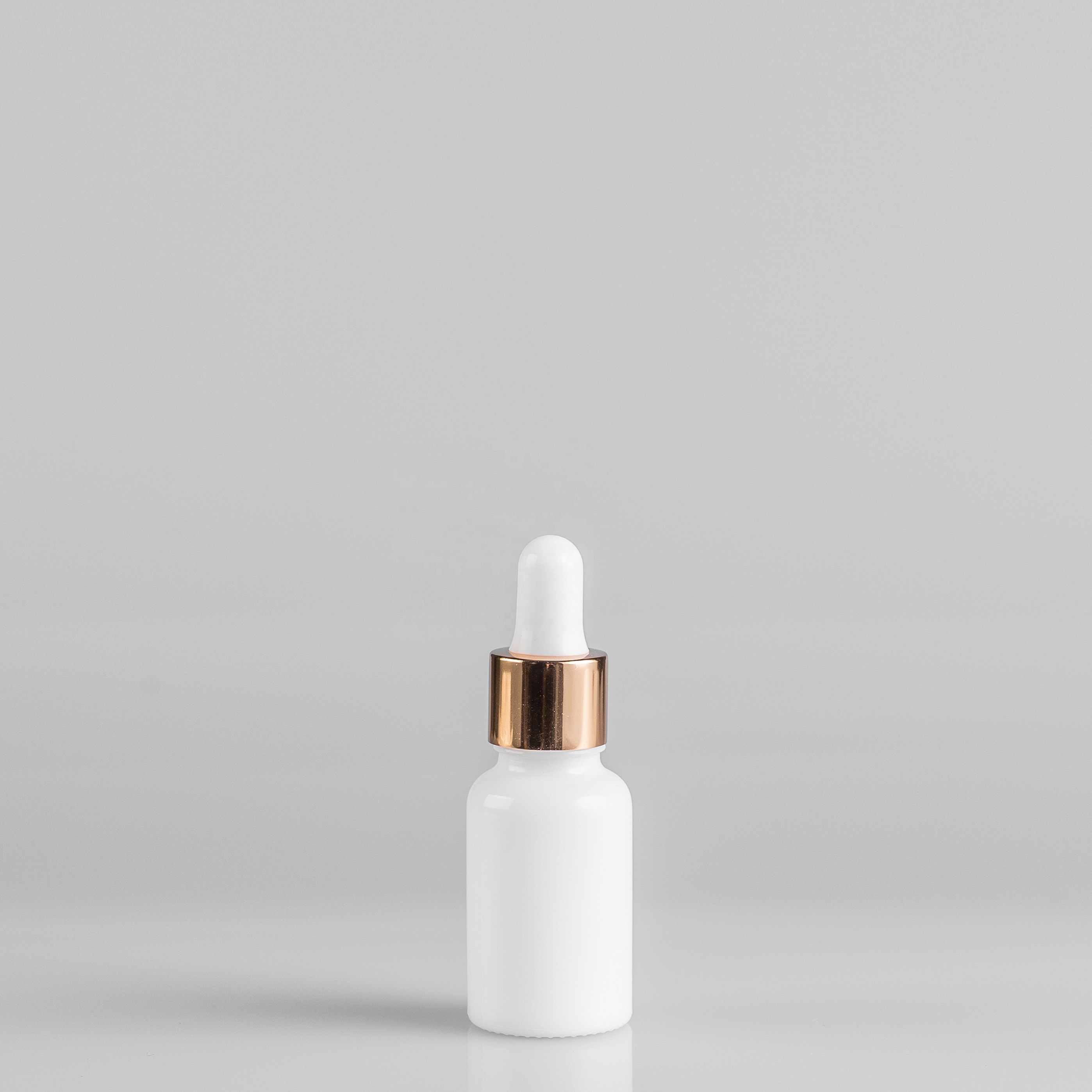 Customized cosmetic white essential oil glass dropper bottle for skin care packaging