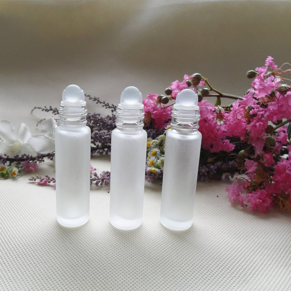 Customized glass bottle with roller frosted clear glass roll on bottle for essential oil