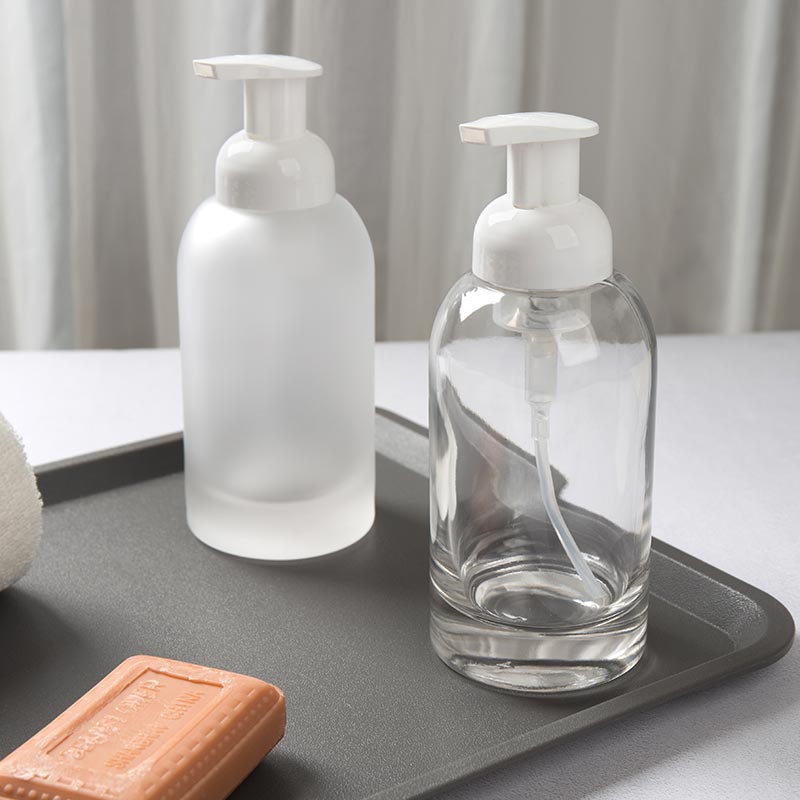 Customized logo clear glass china factory foam pump dispenser glass bottle//