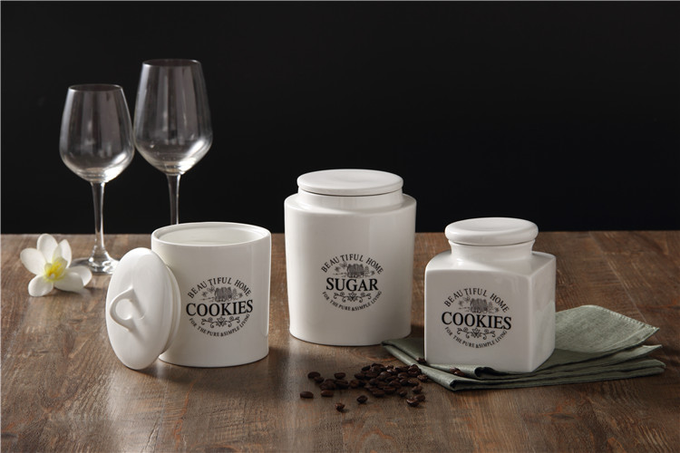 Customized set of 3 coffee sugar spice porcelain canister set with lids and stainless spoon