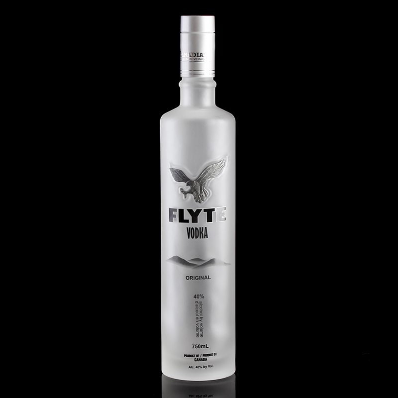 Customized super flint embossed 500ml 750ml 1L Empty bottle vodka
