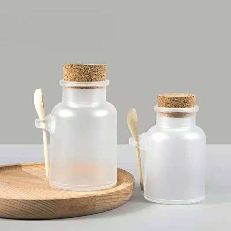 Cute Round Empty Frosted Bath Salt Plastic Bottle Wholesale 100g 200g 300g 500g jar with spoon and cork cap