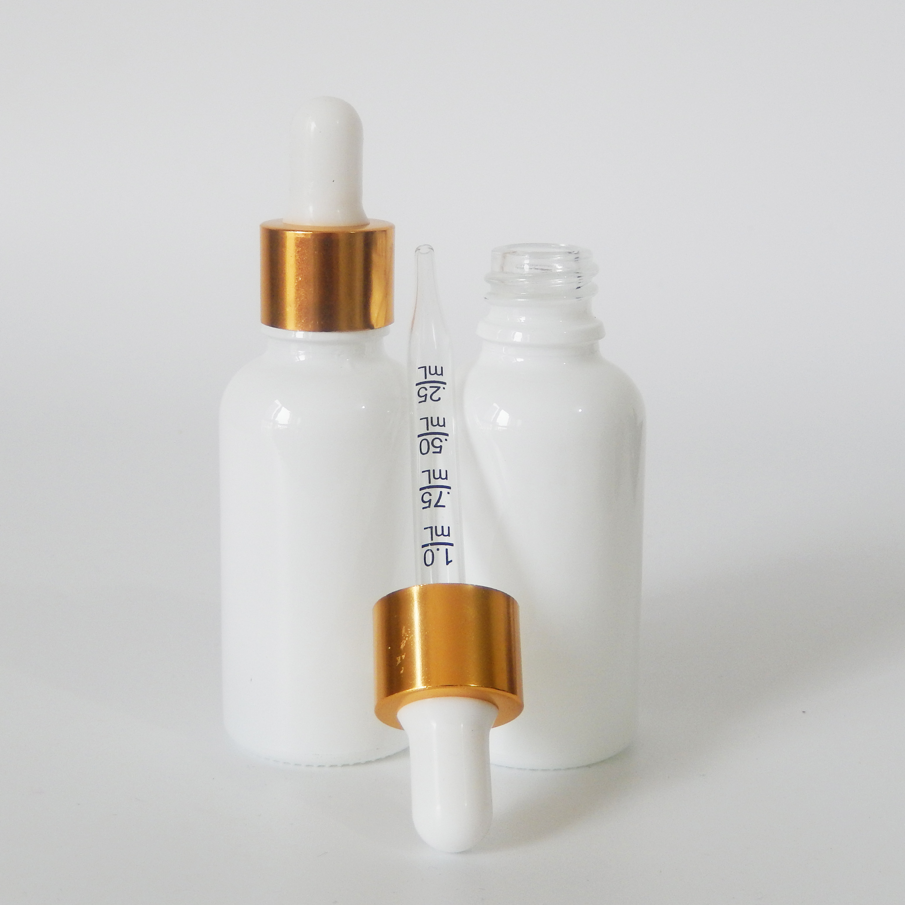 Cylinder 30ml shiny white glass serum cosmetic dropper bottle with gold aluminum screw cap