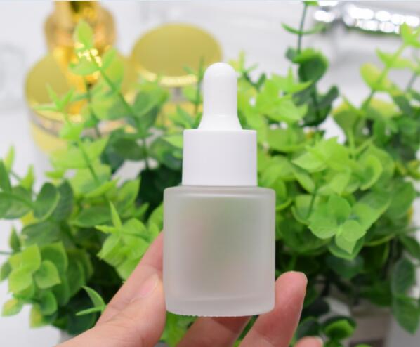 Cylinder fast delivery 20ml flat shoulder clear frosted serum essential oil glass dropper bottle