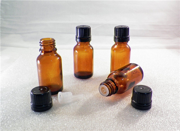 DIN 18mm Brown 15ml European Dropper glass bottles with black screw cap for Cosmetic Packaging