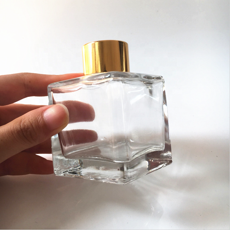 Decoration square air freshener aroma glass reed diffuser bottle with rattan stick 50ml 100ml 200ml