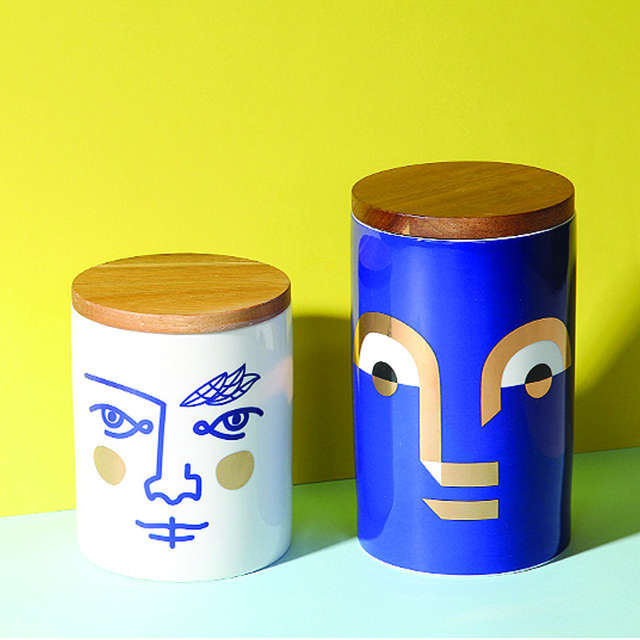 Decorative Ceramic Container Storage Porcelain Container Kitchen Canister Food Storage Jar with Airtight Bamboo Lid Cookie Jar