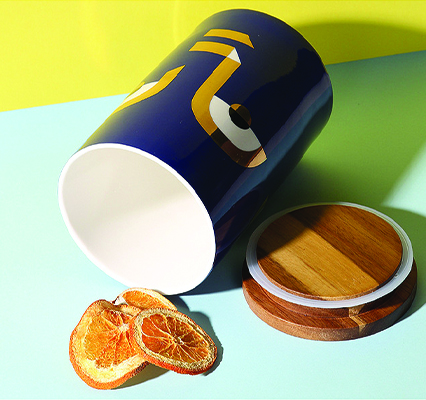 Decorative Ceramic Container Storage Porcelain Container Kitchen Canister Food Storage Jar with Airtight Bamboo Lid Cookie Jar