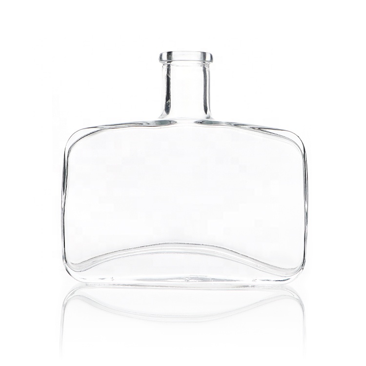 Decorative Flat Square Fragrance Accent Bottle Reed Glass Large Diffuser Bottle With Cork Stopper