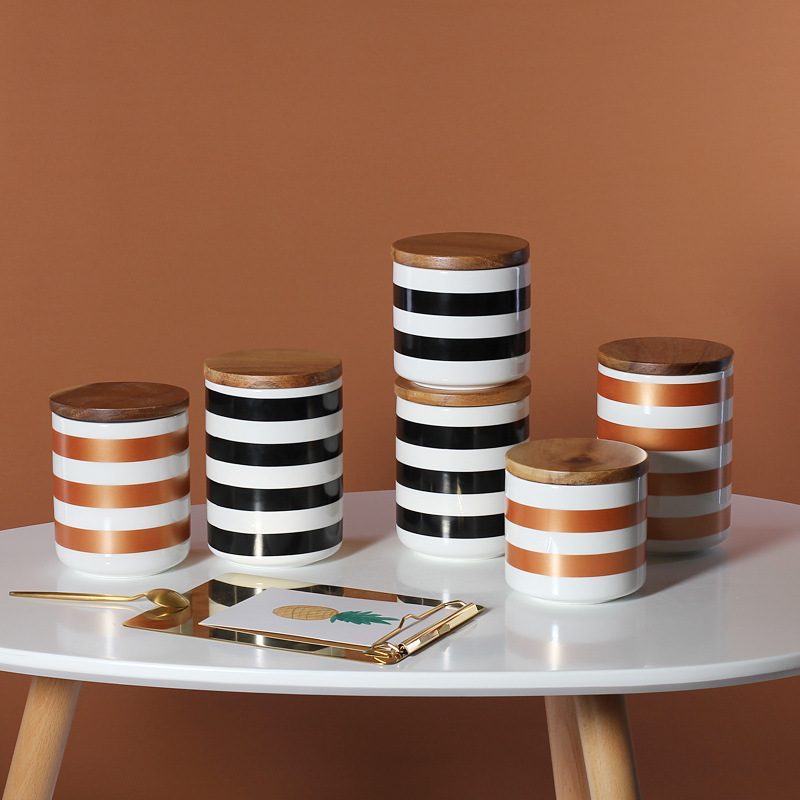 Decorative Stripes Container Storage Porcelain Container Kitchen Canister Food Storage Jar with Airtight Bamboo Lid Cookie Jar