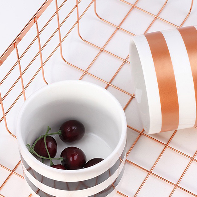 Decorative Stripes Container Storage Porcelain Container Kitchen Canister Food Storage Jar with Airtight Bamboo Lid Cookie Jar