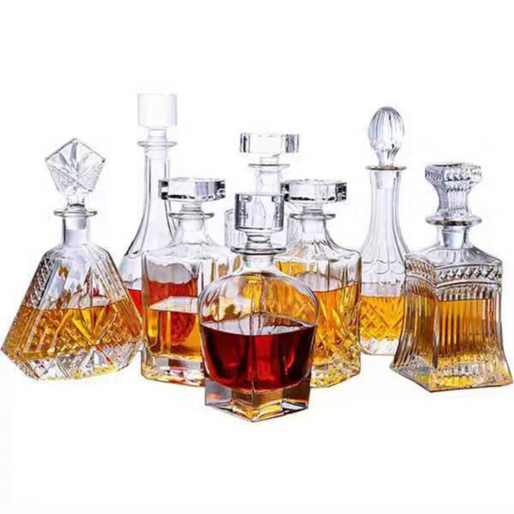 Delicate Appearance Low Price Luxury Liquor Bottle