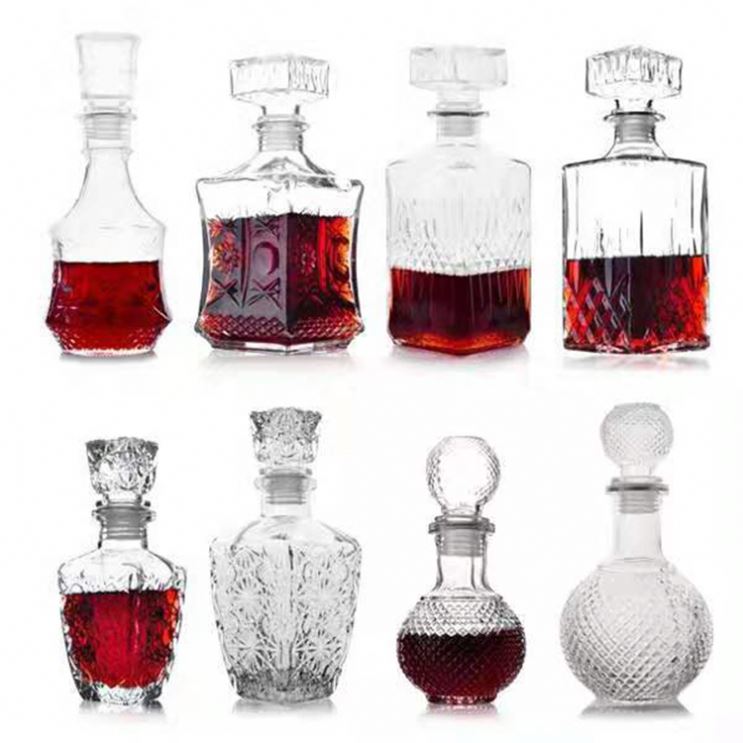 Delicate Appearance Low Price Luxury Liquor Bottle