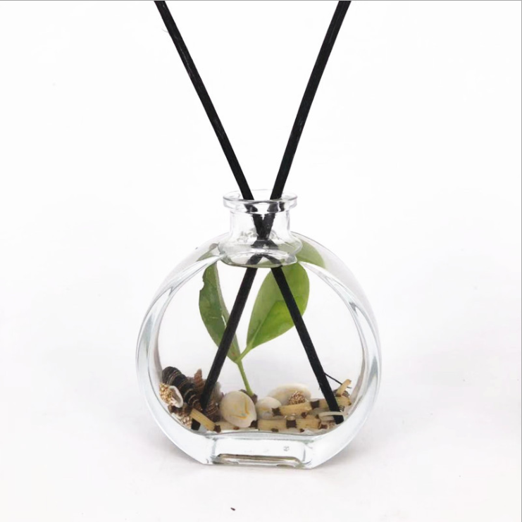 Designer Empty Recycled Premium Simple Flat Round Clear Reed Diffuser Glass Bottle With Screw Cap