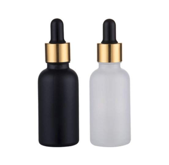 Different size of black glass dropper bottle for essential oil with spray