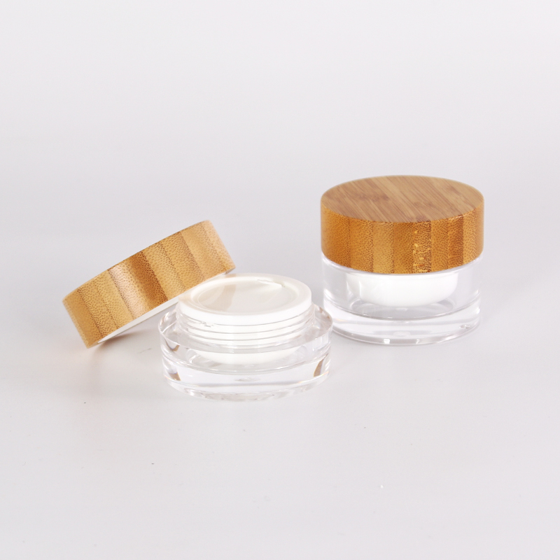 Different sizes for bamboo lid design 5g 50g plastic bottle cosmetic packaging plastic jar