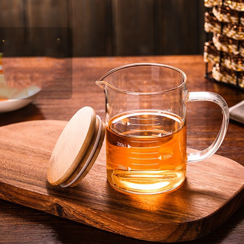 Dishwasher safe High Borosilicate cylinder glass measuring cups with glass lid or bamboo lid