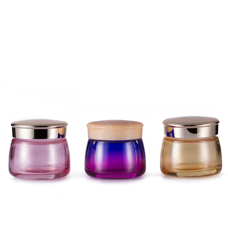 Distinctive 130g 4 ounce body butter makeup cosmetic packaging yellow flat face cream glass jar with golden plastic caps